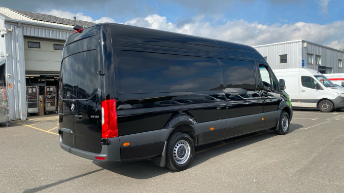 Mercedes-Benz Sprinter 315Cdi L3 Diesel Rwd 3.5t H2 Select Van - Image 9